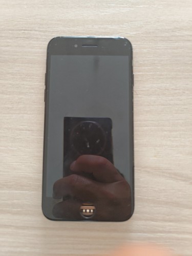 Apple iphone a1660 jet black - iphone,